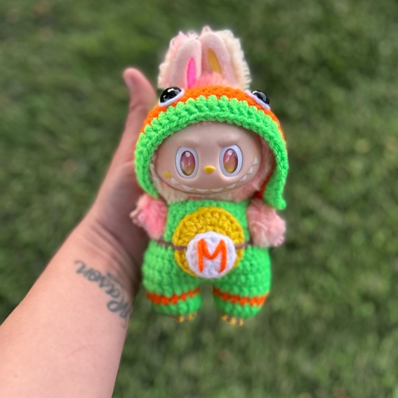 Labubu TMNT - Picture 1 of 4